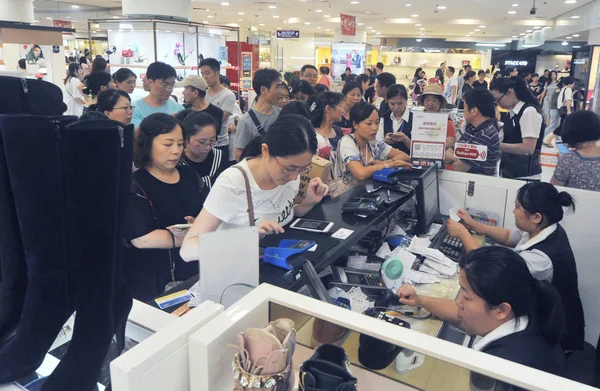 Kunden Drängen Sich Einkaufszentrum Orient Das September 2017 Wegen Eines — Stockfoto