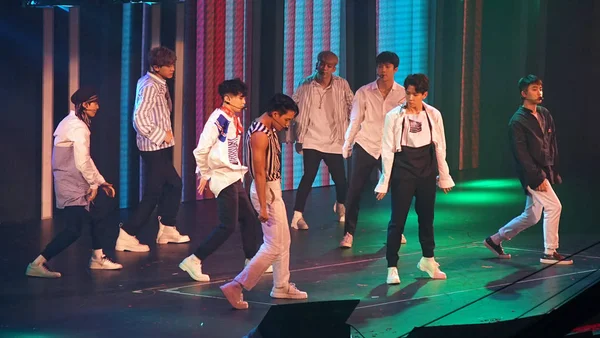 Membros Grupo Masculino Chinês Sul Coreano Exo Apresentam Durante Smtown — Fotografia de Stock