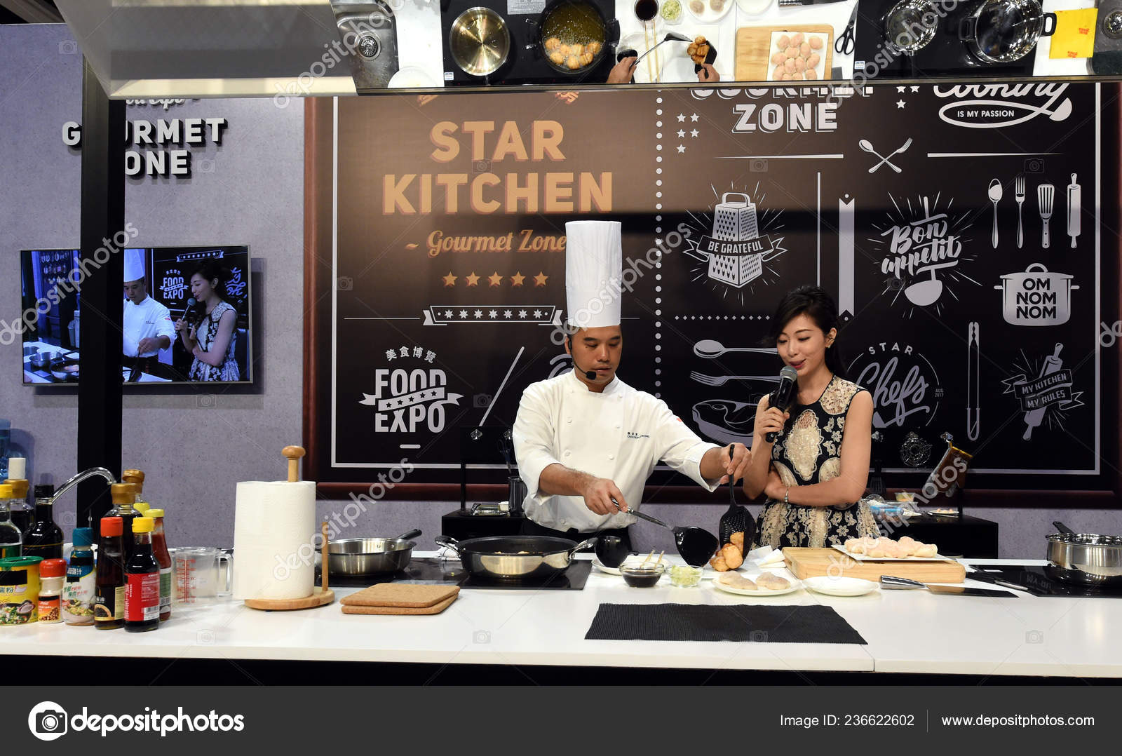Chef Cooks Star Kitchen 28th Food Expo Hong Kong China Stock