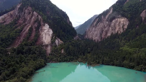 Pohled Bariérové Jezero Které Bylo Způsobeno Pozemními Skluzavkami Údolí Jiuzhaigou — Stock fotografie