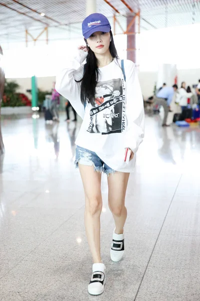 Actriz China Xiaolu También Conocida Como Jacqueline Representa Aeropuerto Internacional —  Fotos de Stock