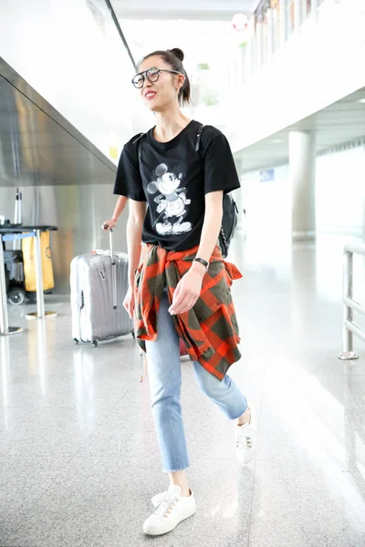 Modelo Chino Liu Wen Fotografiado Aeropuerto Internacional Beijing Capital Beijing —  Fotos de Stock