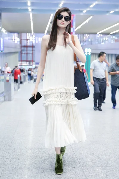 Chinees Model Hij Sui Afgebeeld Beijing Capital International Airport Beijing — Stockfoto