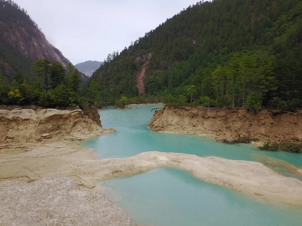 Poškozené Šumivé Jezero Jiuzhaigou Valley Vyschne 0Velikost Zemětřesení Jiuzhaigou County — Stock fotografie