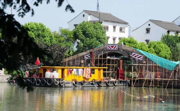 Arbeiter Arbeiten Der Reparatur Der Huanxi Yongning Brücke Die Juli — Stockfoto