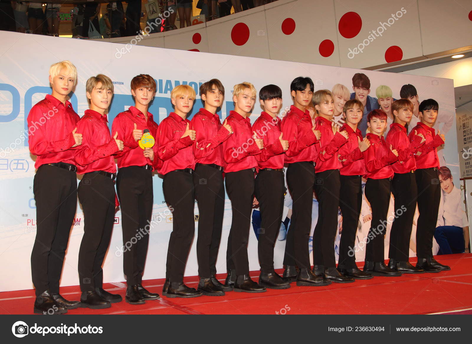 Members South Korean Boy Group Seventeen Also Stylized Svt Attend