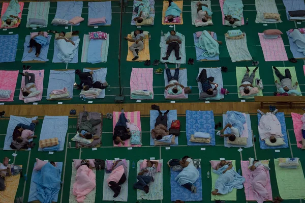 Aerial View Parents Freshmen Students Who Escorted Children Enrollment First — Stock Photo, Image