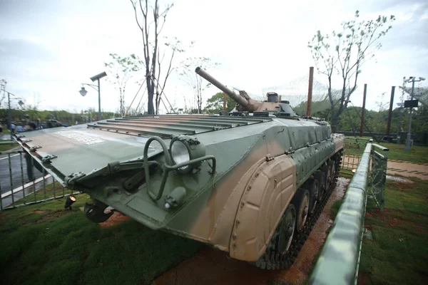 为纪念中国人民解放军建军90周年 中国人民解放军空军86型步兵战车在南昌市军事主题公园展出 — 图库照片