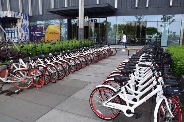 Des Vélos Service Chinois Partage Vélos Hellobike Sont Alignés Sur — Photo