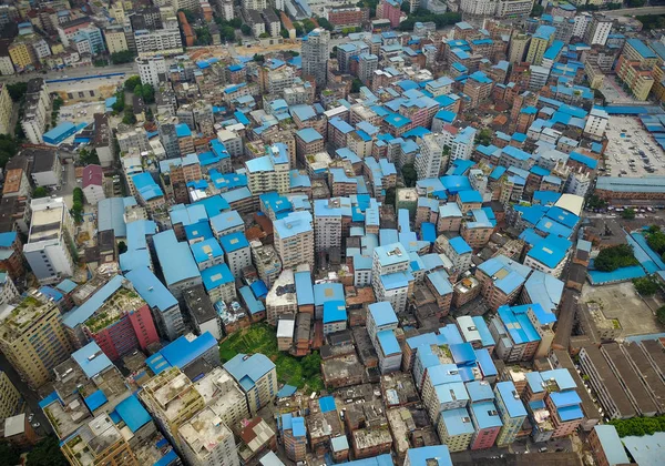 Vista Aérea Telhados Azuis Construídos Ilegalmente Por Proprietários Apartamentos Edifícios — Fotografia de Stock