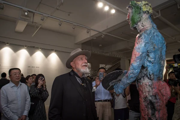 Artista Neoexpresionista Alemán Markus Lpertz Una Escultura Durante Exposición Las — Foto de Stock