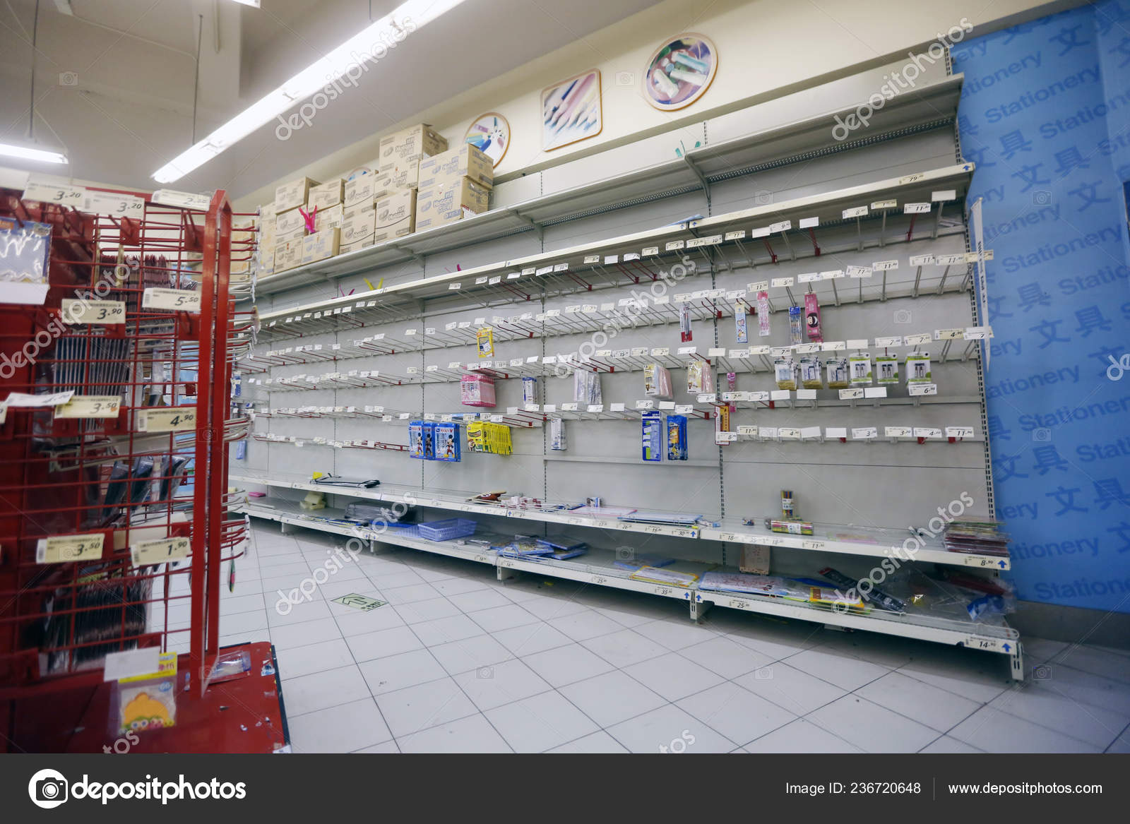 View Empty Shelves Lotte Mart Lotte Group Shanghai China September