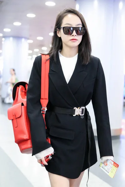 Actriz China Victoria Song Song Qian Llega Aeropuerto Internacional Beijing — Foto de Stock