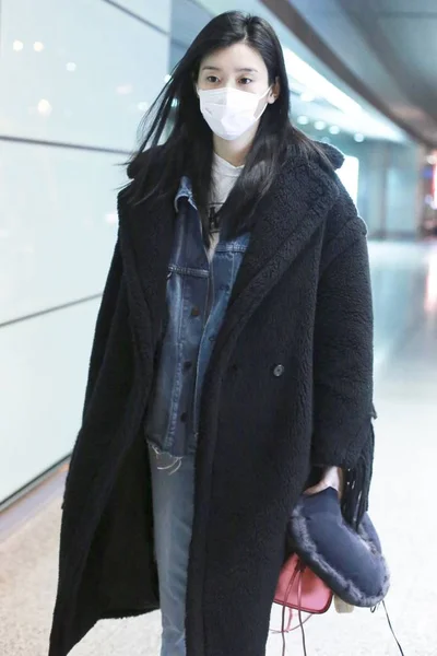 中国名模习孟耀 俗称明熙 于2019年1月10日在中国北京登陆北京后抵达北京首都国际机场 — 图库照片