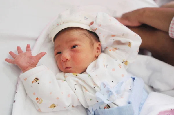Bebek Çocuk Yaşındaki Sert Çinli Kadın Lin Qiongmin Parmak Ayaklar — Stok fotoğraf