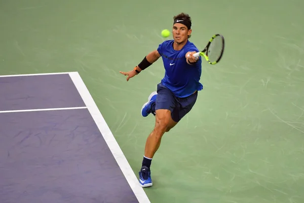 Rafael Nadal Espanha Retorna Tiro Para Jared Donaldson Dos Estados — Fotografia de Stock