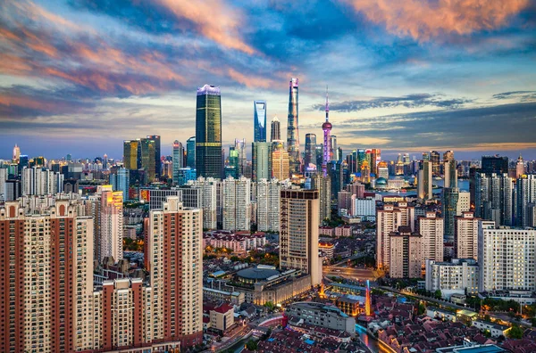 Skyline Lujiazui Financial District Oriental Pearl Tower Right Tallest Shanghai — Foto de Stock