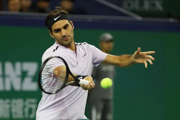 Roger Federer Schweiz Returnerar Ett Skott Till Richard Gasquet Frankrike — Stockfoto