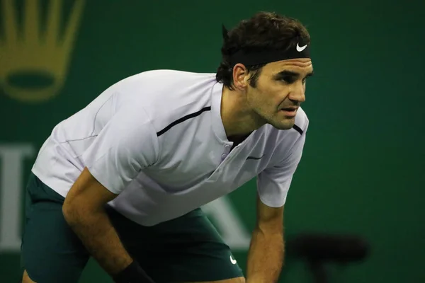 Roger Federer Schweiz Förbereder För Serve Från Alexandr Dolgopolov Ukraina — Stockfoto