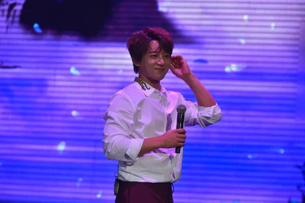 Chanteur Sud Coréen Hwang Chi Yeul Produit Lors Son Concert — Photo