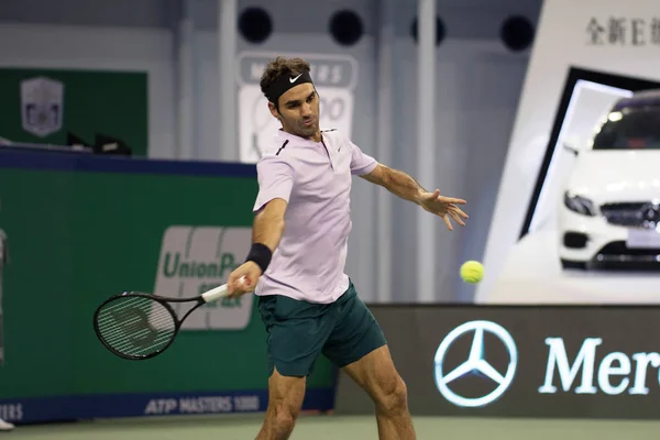Roger Federer Suíça Devolve Uma Foto Alexandr Dolgopolov Ucrânia Terceira — Fotografia de Stock