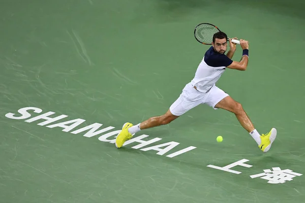 Marin Cilic Chorwacji Zwraca Strzał Rafael Nadal Hiszpanii Ich Półfinale — Zdjęcie stockowe