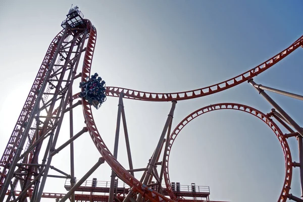 Holidaymakers Take Ride Asia First Vertical Roller Coaster National Day — Stock Photo, Image