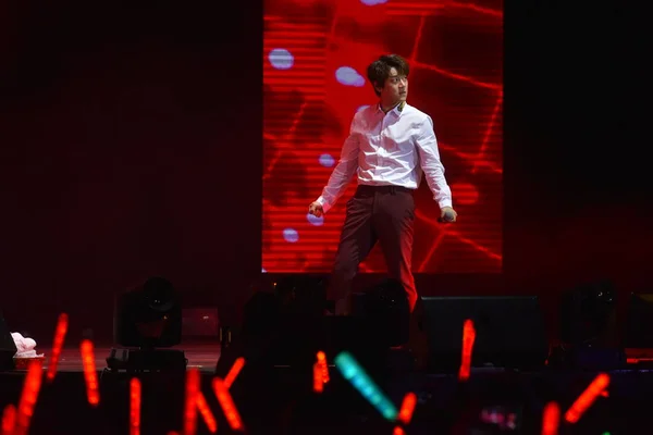 Cântărețul Sud Coreean Hwang Chi Yeul Cântă Concertul Său Mini — Fotografie, imagine de stoc