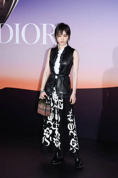 Kinesisk Skådespelerska Wang Ziwen Poserar Invigningsfest För Diors Flaggskeppsbutik Shanghai — Stockfoto