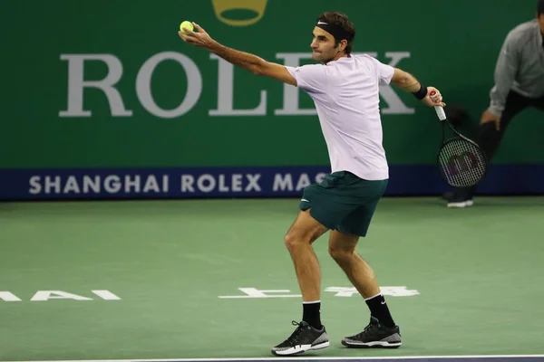 Roger Federer Suíça Serve Contra Richard Gasquet França Suas Quartas — Fotografia de Stock