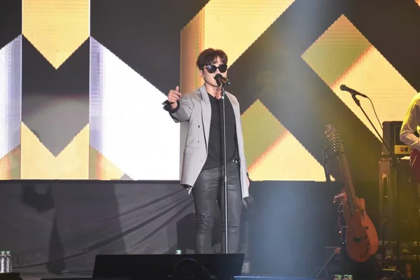Lee Min Woo Boy Band Surcoreana Shinhwa Actúa Una Fiesta — Foto de Stock