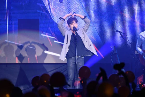 Lee Min Woo Sydkoreanska Pojkbandet Shinhwa Utför Fläkt Fest Taipei — Stockfoto