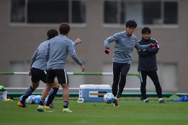 Les Joueurs Des Diamants Rouges Urawa Japon Participent Une Séance — Photo