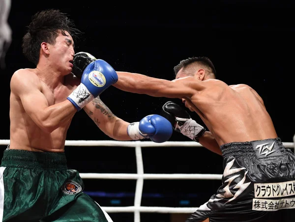 Leshan China Esquerda Compete Contra Takuya Watanabe Japão Durante Luta — Fotografia de Stock
