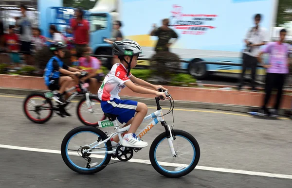 Los Participantes Participan Tercer Hong Kong Cyclothon Organizado Por Hong — Foto de Stock