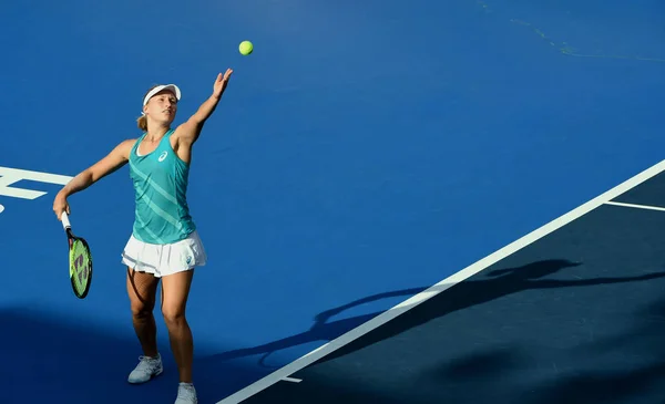 オーストラリアのダリア Gavrilova 2017 Wta 香港テニス オープン 中国で 2017 日の間にオーストラリアのリゼット カブレラに対して女子シングルスの準々決勝の試合で提供しています — ストック写真