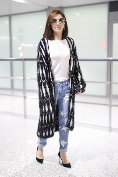 Ella Chen Chia Hwa Del Grupo Chicas Taiwanesas Fotografiada Aeropuerto —  Fotos de Stock