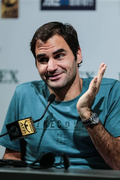 Tenista Suíço Roger Federer Assiste Uma Conferência Imprensa Depois Derrotar — Fotografia de Stock