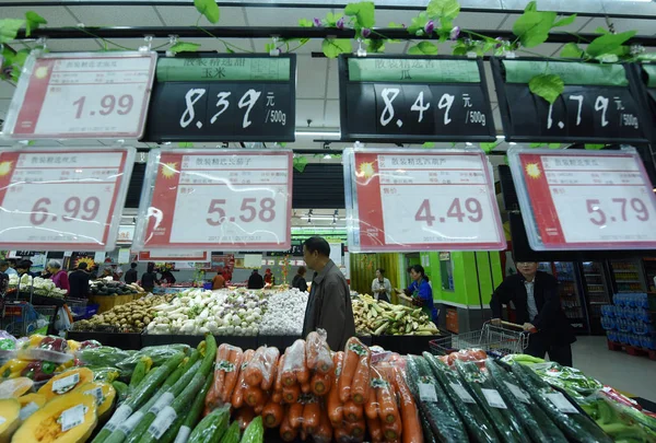 항저우 동쪽으로 중국의 2017에에서 슈퍼마켓에서 야채가 — 스톡 사진