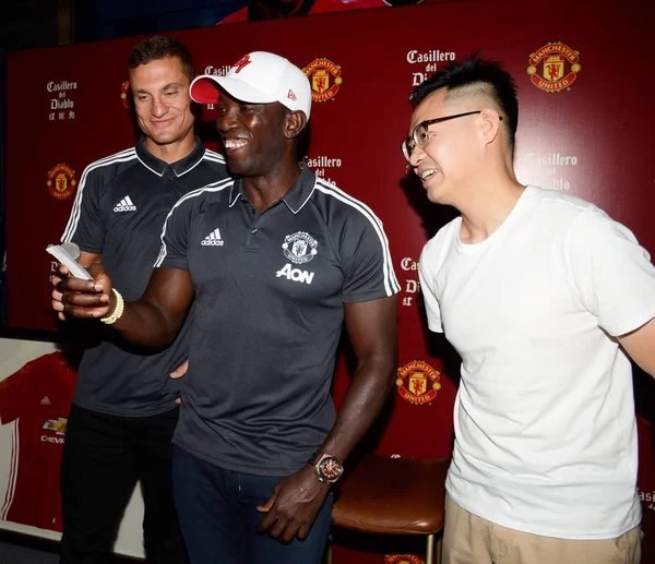 Estrelas Manchester United Futebol Nemanja Vidic Esquerda Dwight Yorke Centro — Fotografia de Stock