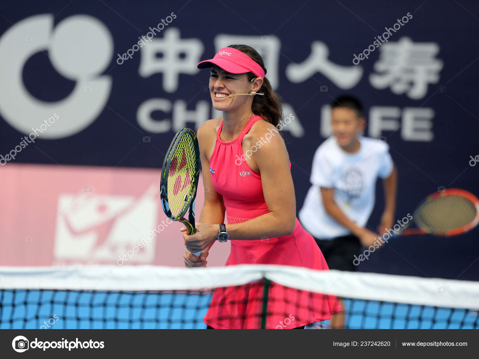 Estrela Tênis Suíça Martina Hingis Participa Evento Treinamento Durante  Torneio — Fotografia de Stock Editorial © ChinaImages #237243100