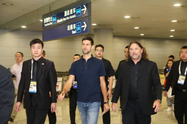 Novak Djokovic Sérvia Centro Chega Aeroporto Internacional Shanghai Pudong Para — Fotografia de Stock