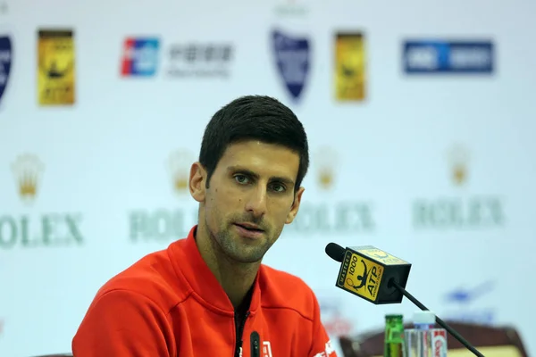 Novak Djokovic Serbii Uczęszcza Konferencji Prasowej Pokonaniu Fabio Fognini Włoch — Zdjęcie stockowe