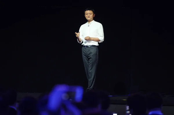 Jack Lub Yun Przewodniczący Alibaba Group Mówi Konferencji Informatyka 2016 — Zdjęcie stockowe