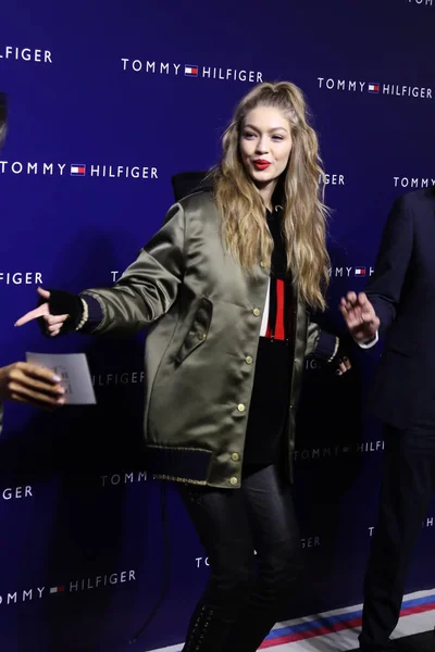 Американская Модель Джиджи Хадид Приняла Участие Модном Мероприятии Tommy Hilfiger — стоковое фото