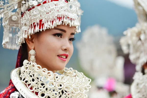 Young Chinese Women Miao Ethnic Minority Dressed Traditional Costume Take — Stock Photo, Image