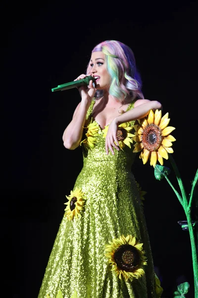 Cantante Estadounidense Katy Perry Actúa Concierto Guangzhou Prismatic World Tour — Foto de Stock