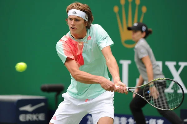 Alexander Zverev Aus Deutschland Gibt Beim Shanghai Rolex Masters Tennisturnier — Stockfoto