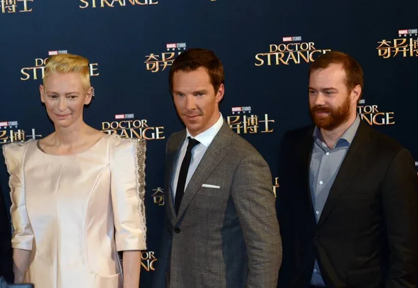 Actriz Británica Tilda Swinton Izquierda Actor Benedict Cumberbatch Centro Asisten —  Fotos de Stock