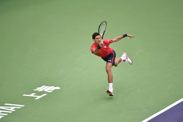 Novak Djokovic Szerb Visszatér Egy Lövés Mischa Zverev Németország Férfi — Stock Fotó